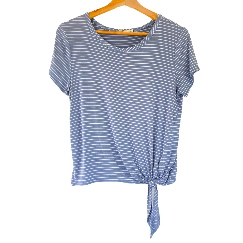 Olivia Rae Women’s Striped Front Crop Top Size M